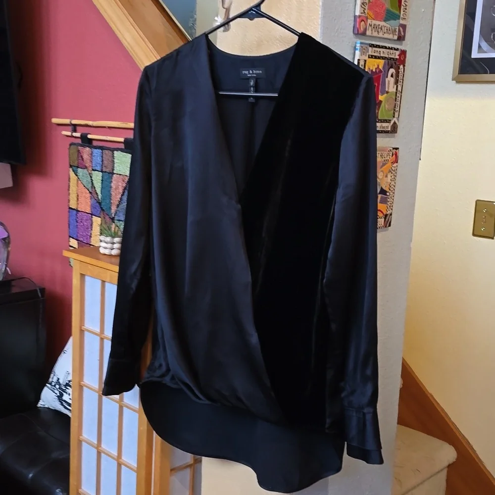 Rag and Bone Victor black Silk/velvet surplice blouse size PS - Picture 10 of 15